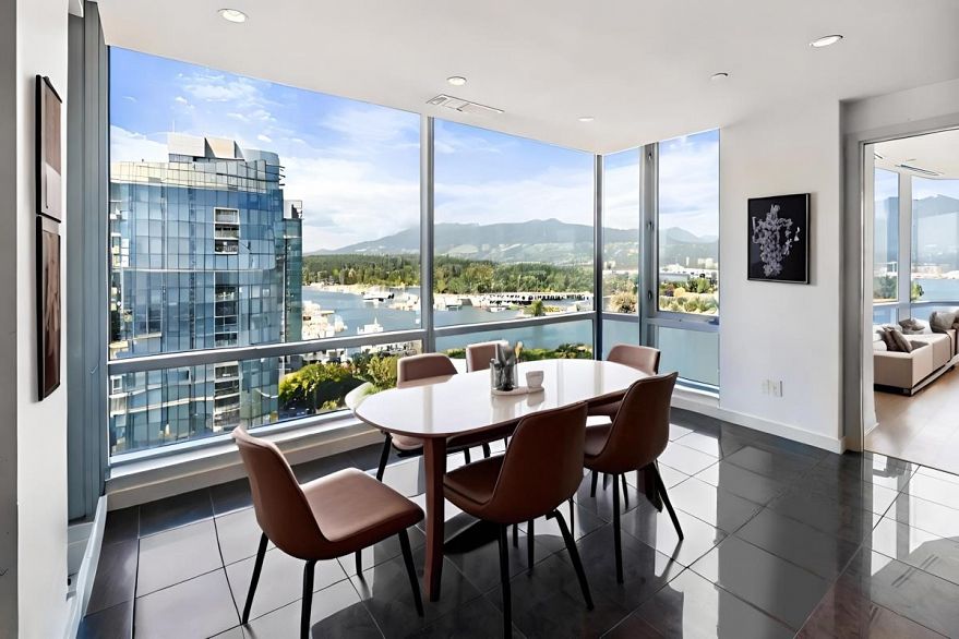 2101 1169 W Cordova Street