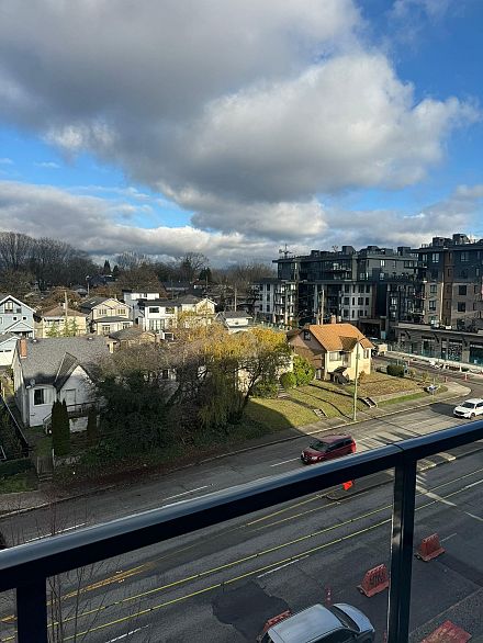 504 2268 E Broadway Street