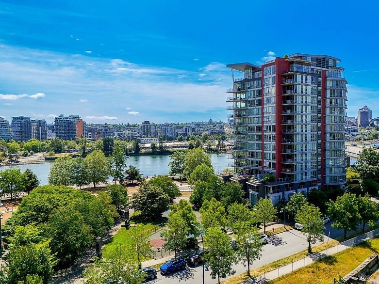 106 980 Cooperage Way