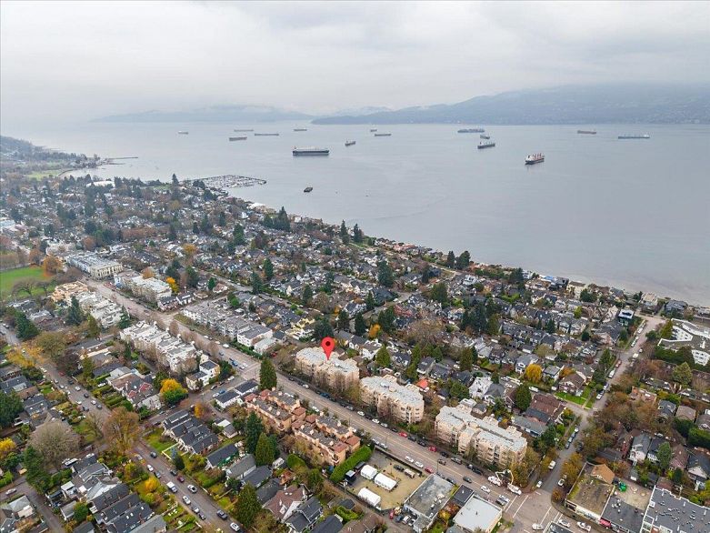 408 3083 W 4th Avenue