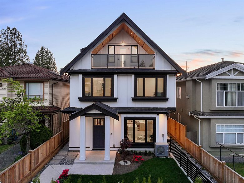 1 1259 Renfrew Street