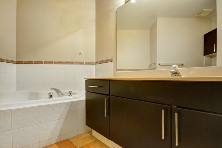 305 1688 CYPRESS STREET, Vancouver BC V6J 5J1