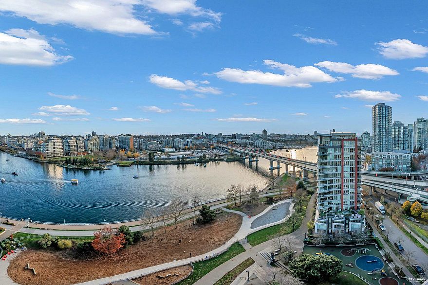 1906 918 Cooperage Way