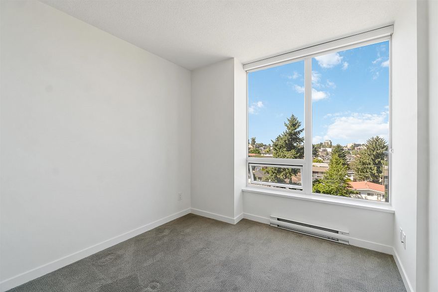 715 5598 ORMIDALE STREET, Vancouver BC V5R 0E5