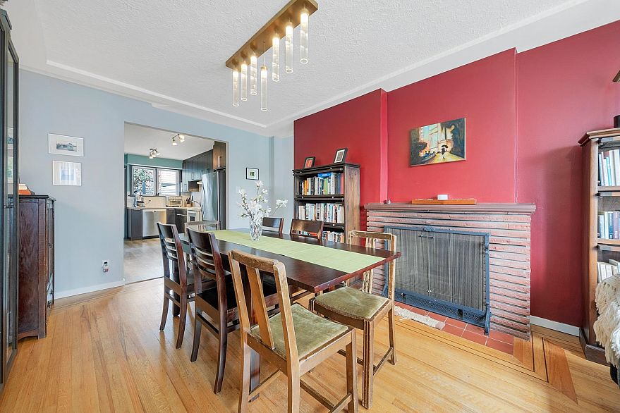 2205 2215 Pandora Street