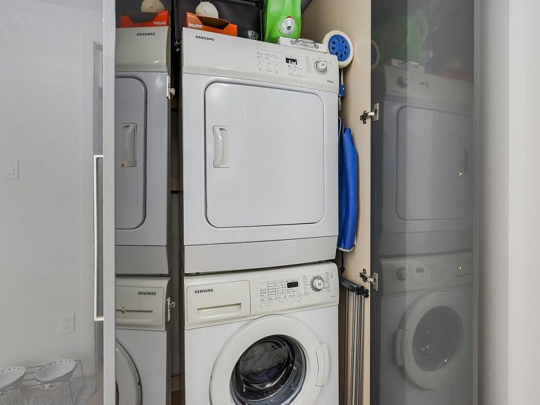 912 1325 Rolston Street