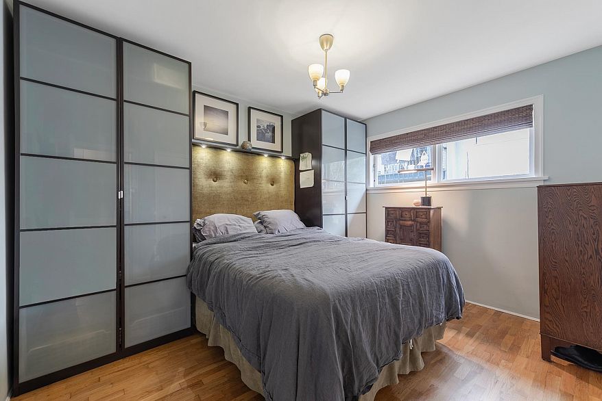 2205 2215 Pandora Street