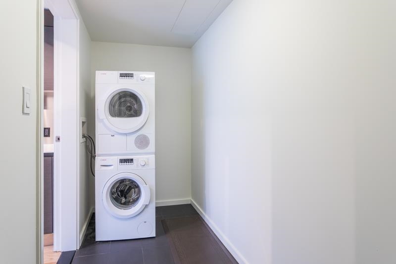 4705 1151 W Georgia Street