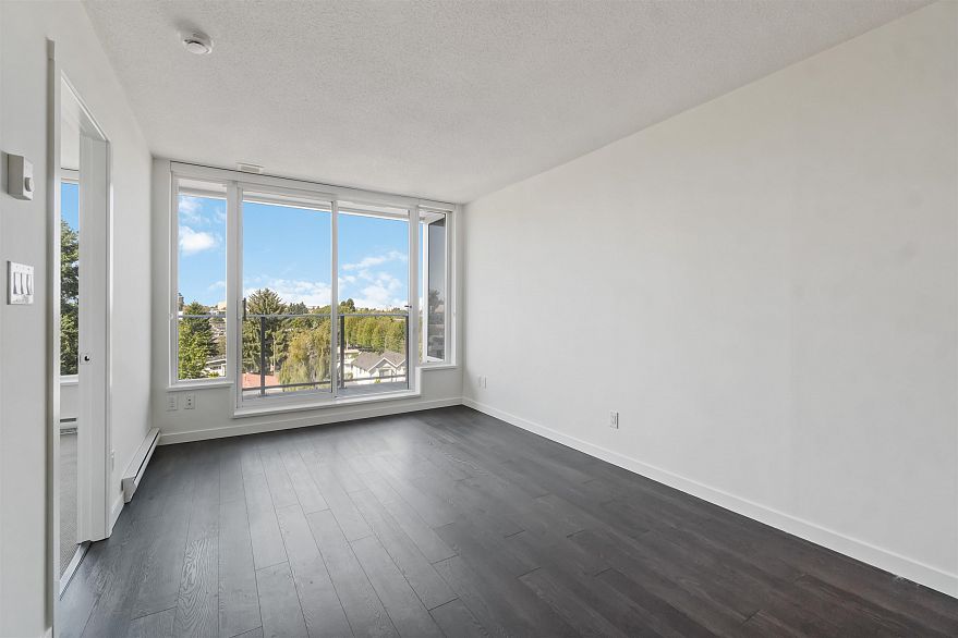 715 5598 ORMIDALE STREET, Vancouver BC V5R 0E5