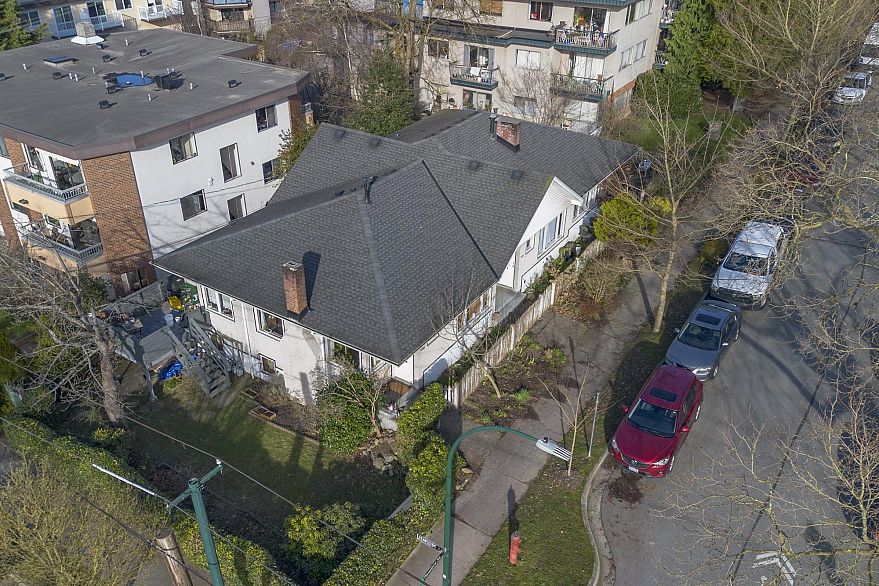 2205 2215 Pandora Street