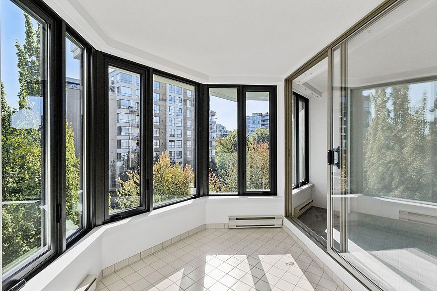 609 2201 Pine Street