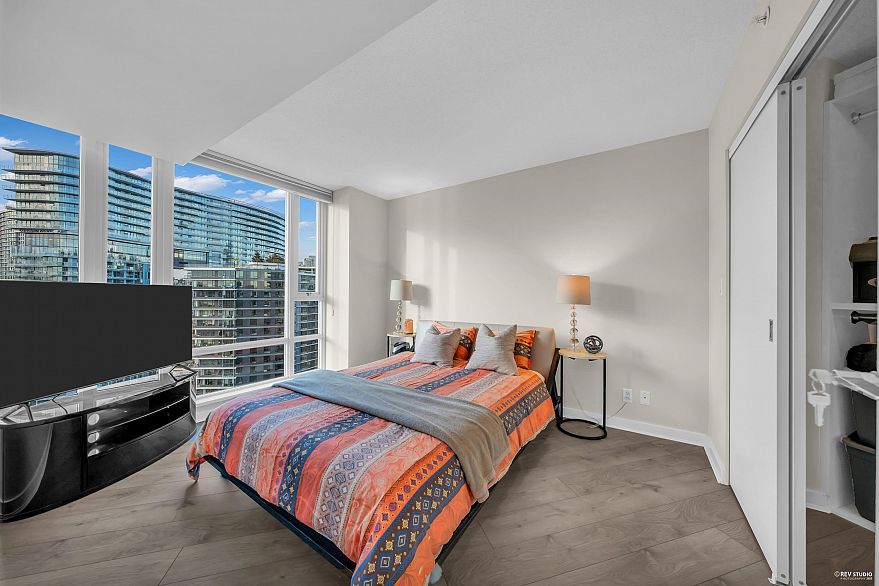 1906 918 Cooperage Way