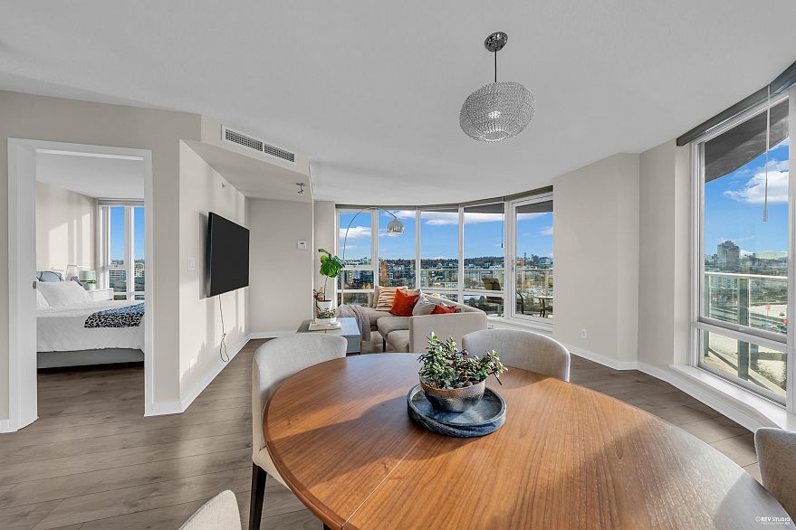 1906 918 Cooperage Way