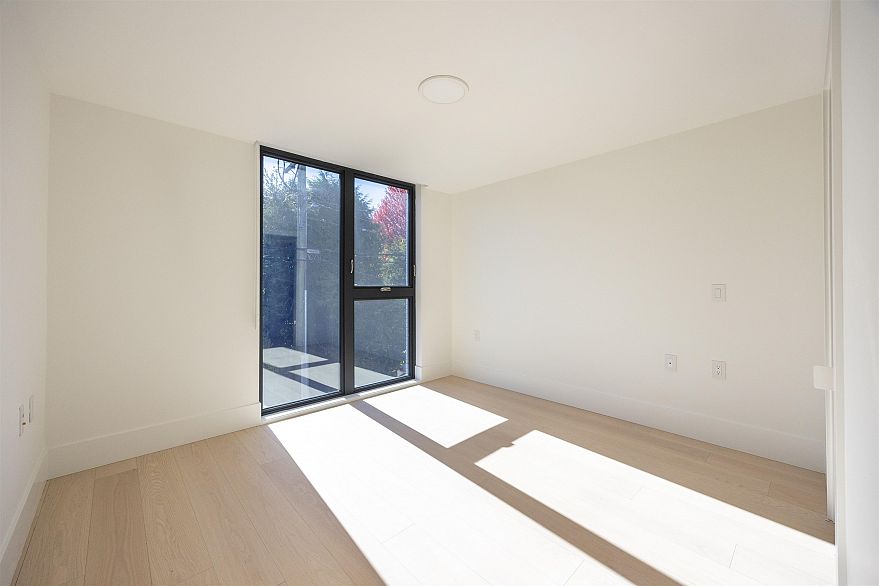 203 778 W 27th Avenue