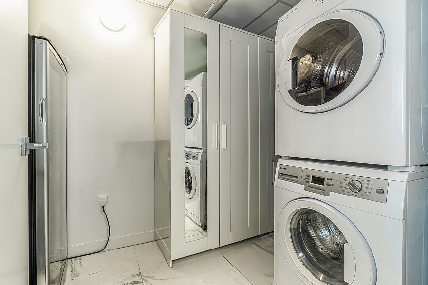 1106 1688 Pullman Porter Street