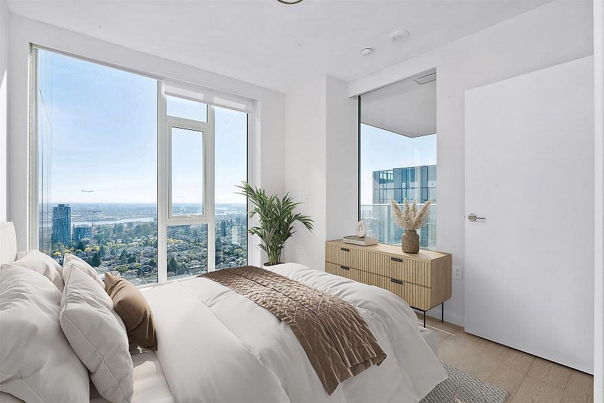 2106 7433 Cambie Street