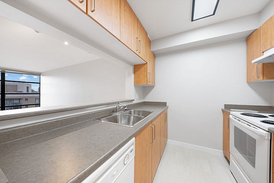 2410 5380 Oben Street