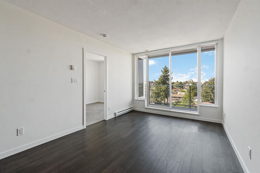 715 5598 ORMIDALE STREET, Vancouver BC V5R 0E5