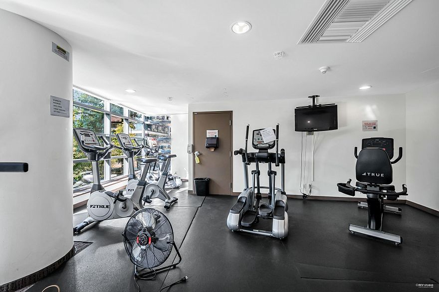 1906 918 Cooperage Way