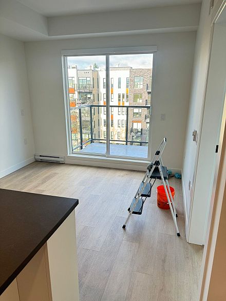 504 2268 E Broadway Street