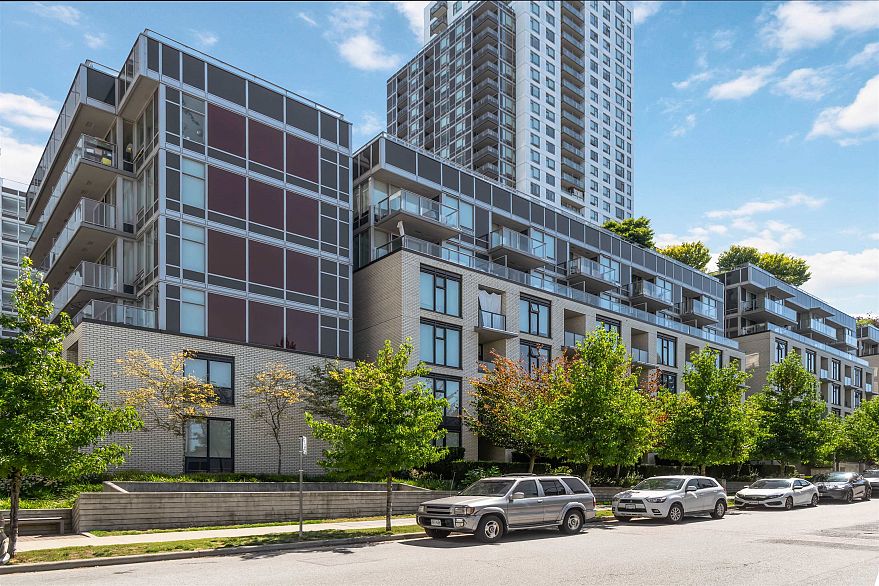 715 5598 ORMIDALE STREET, Vancouver BC V5R 0E5