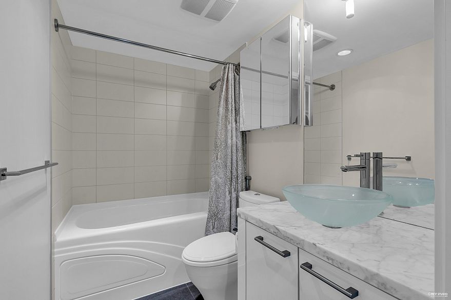 1906 918 Cooperage Way