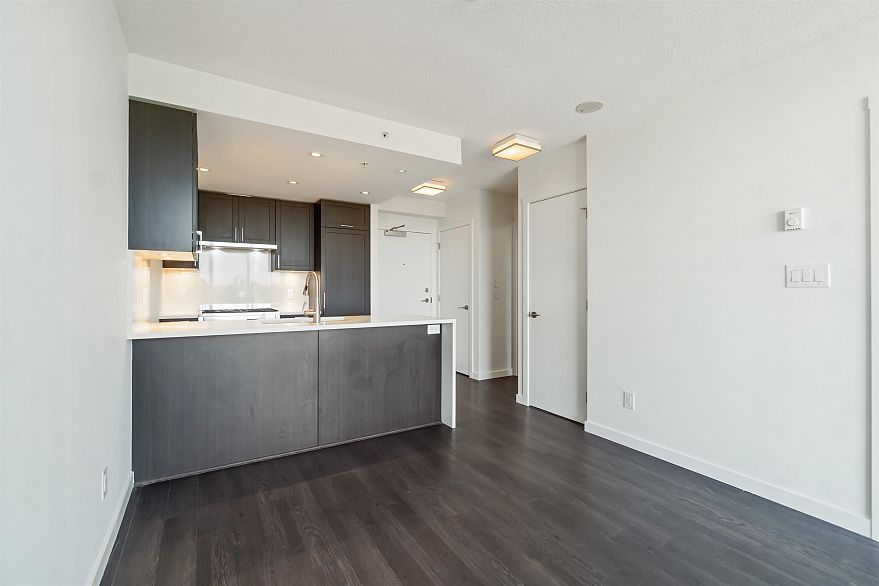 715 5598 ORMIDALE STREET, Vancouver BC V5R 0E5