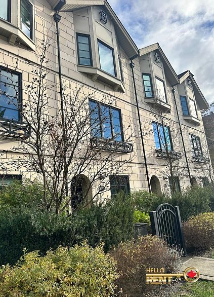 4354 KNIGHT STREET, Vancouver BC V5N 3M5