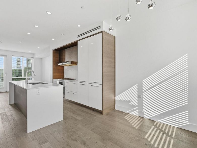 7837 Manitoba Street