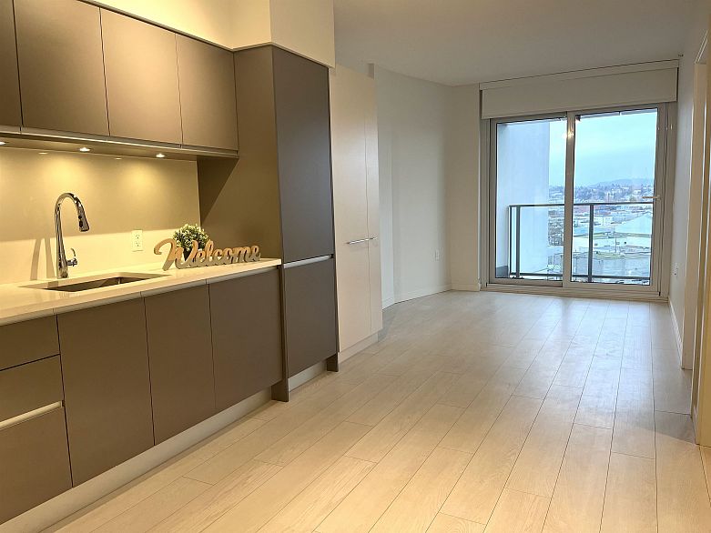 911 180 E 2ND AVENUE, Vancouver BC V5T 0K4