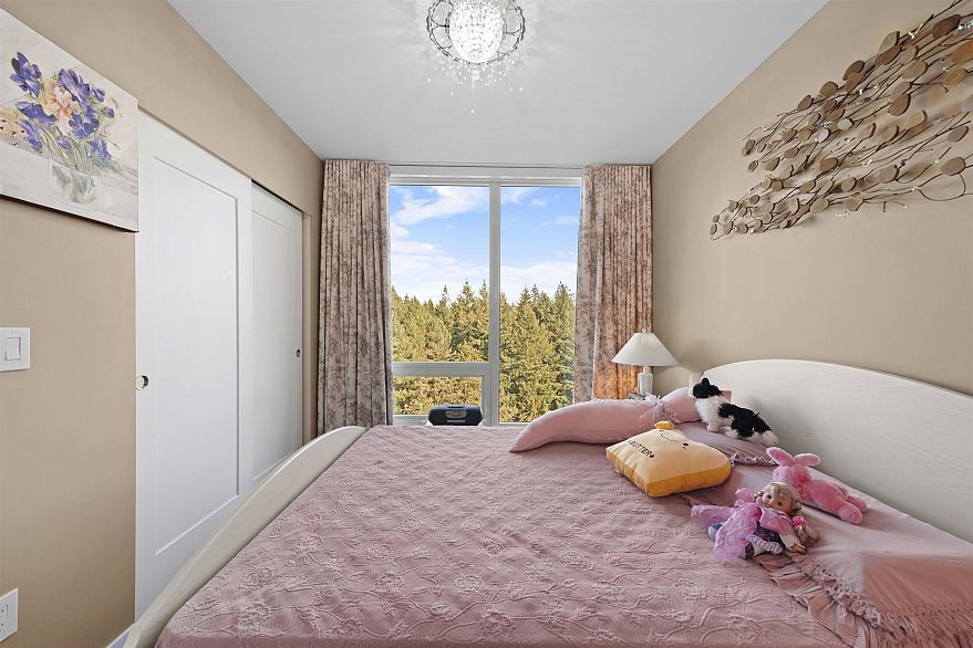 1905 5629 Birney Avenue