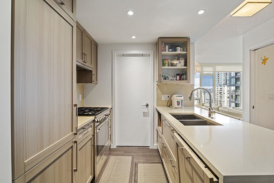 1602 5515 Boundary Road