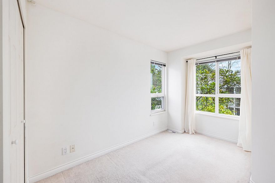 8431 JELLICOE STREET, Vancouver BC V5S 2J4