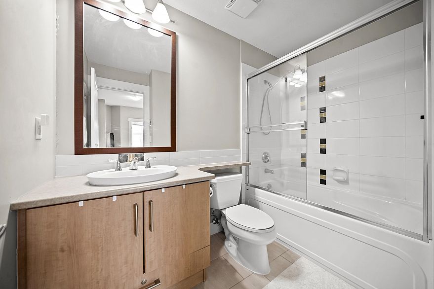 300 6328 Larkin Drive