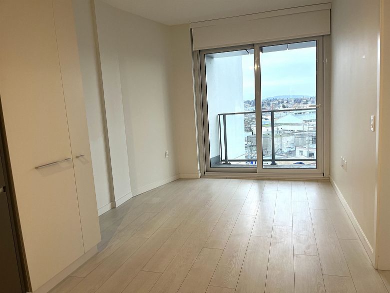 911 180 E 2ND AVENUE, Vancouver BC V5T 0K4