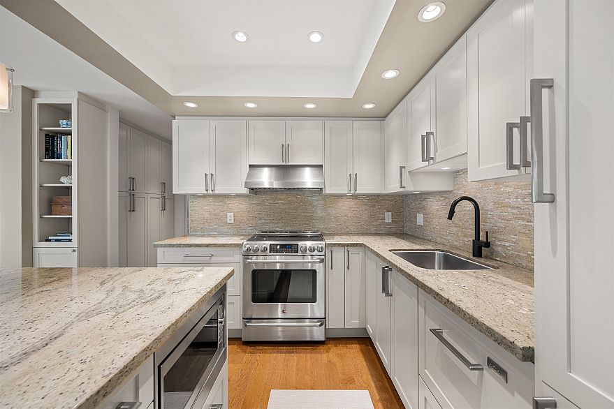 308 1266 W 13th Avenue