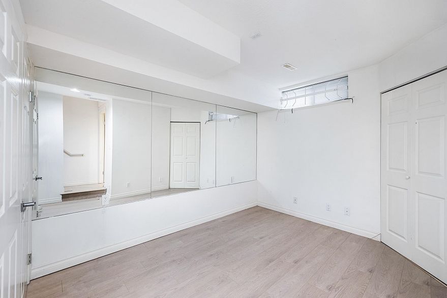 8431 JELLICOE STREET, Vancouver BC V5S 2J4