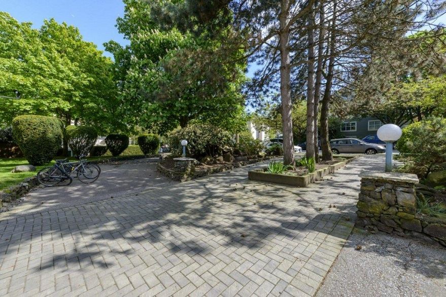 232 711 E 6th Avenue