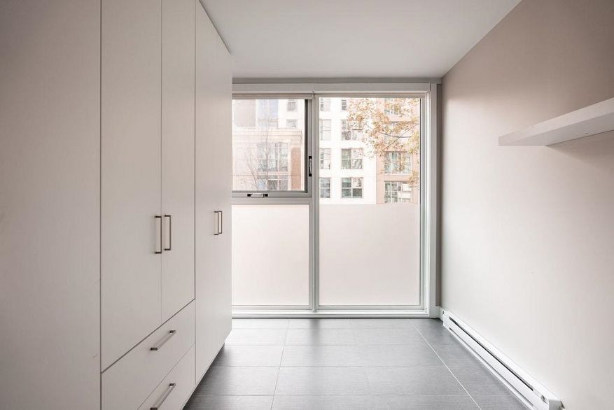 202 1323 Homer Street