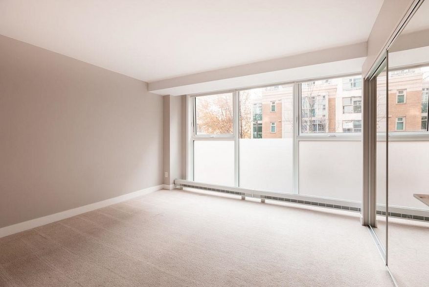 202 1323 Homer Street