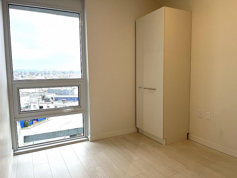 911 180 E 2ND AVENUE, Vancouver BC V5T 0K4