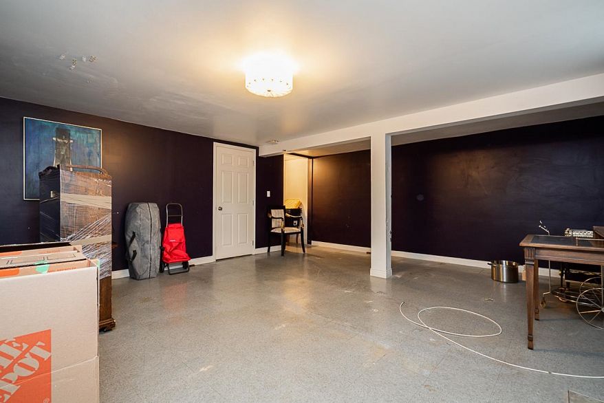 6138 Granville Street