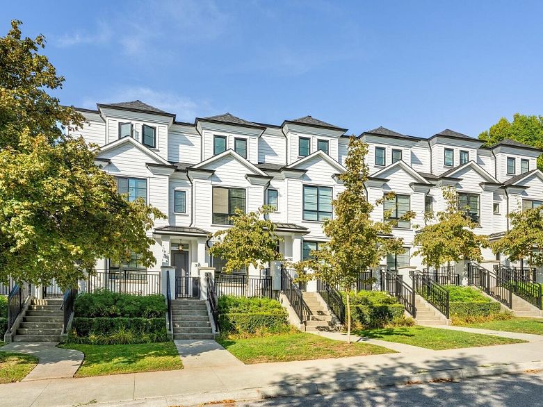 7837 Manitoba Street