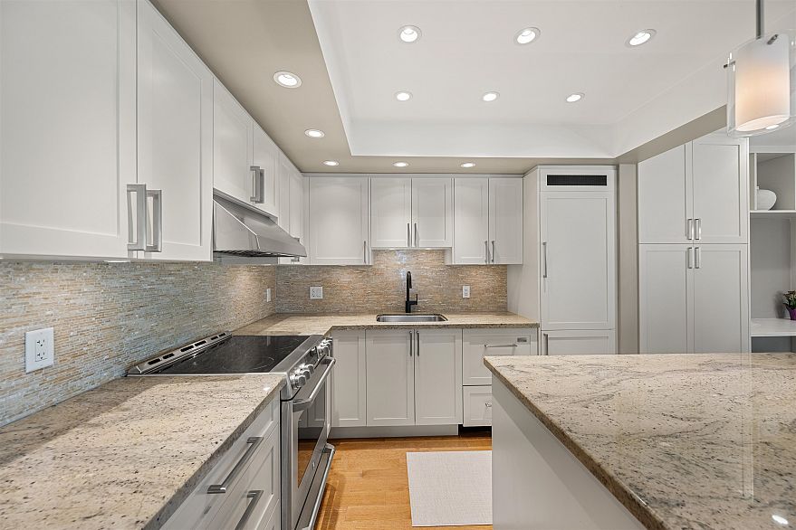 308 1266 W 13th Avenue