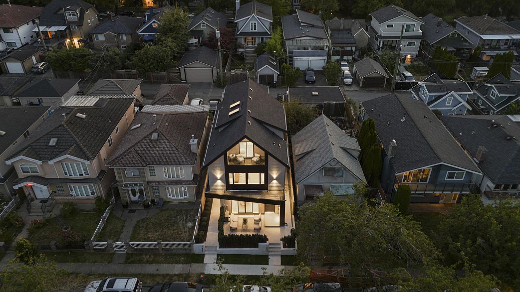 1 5033 Prince Albert Street