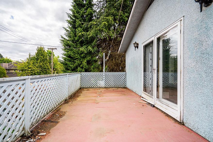 6138 Granville Street