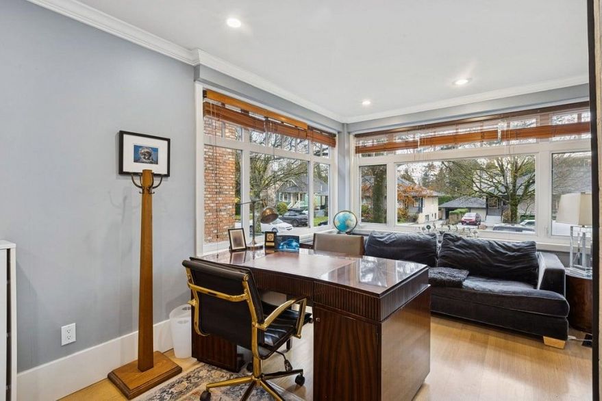 2075 W 48TH AVENUE, Vancouver BC V6M 2P4