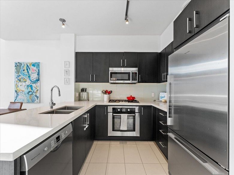 412 3163 Riverwalk Avenue