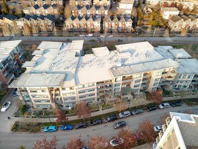 412 3163 Riverwalk Avenue