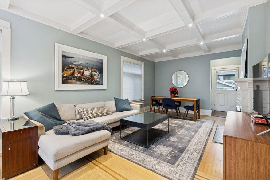 2075 W 48TH AVENUE, Vancouver BC V6M 2P4